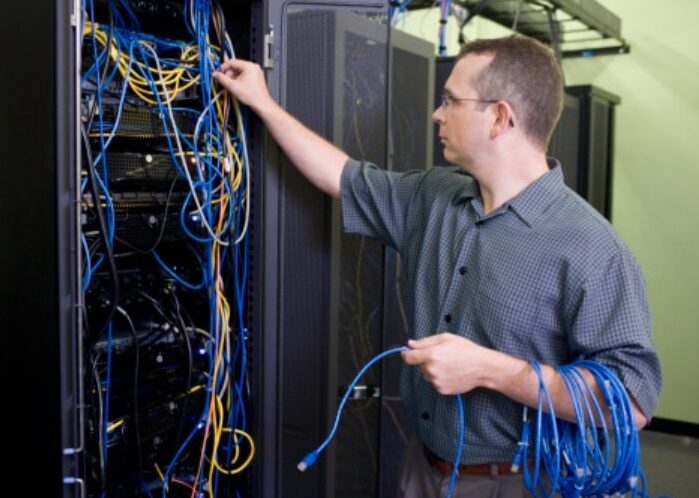 technician cable managing server